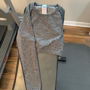 GYMSHARK long sleeve Crop top